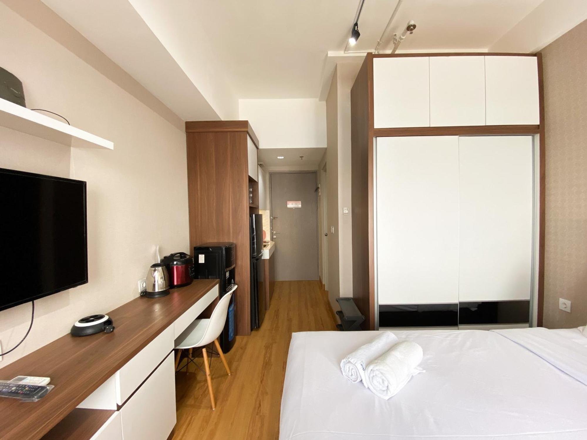 Warm And Cozy Studio At Vasanta Innopark Apartment By Travelio Cikarang Dış mekan fotoğraf